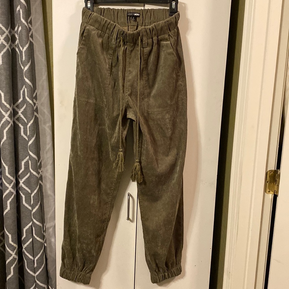 Fashion Nova Confortable Pants Size S